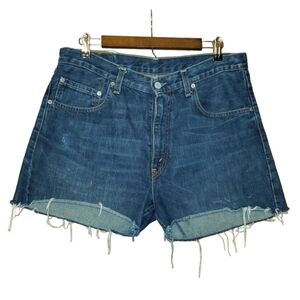 Levi's Cut Off Shorts 24